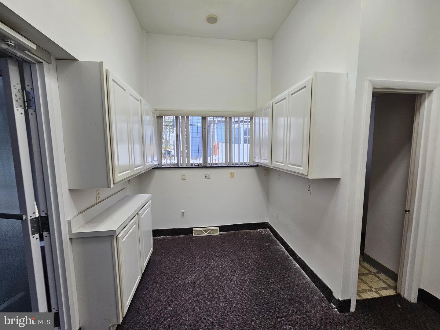 666 Madison Ave Property Photo 26