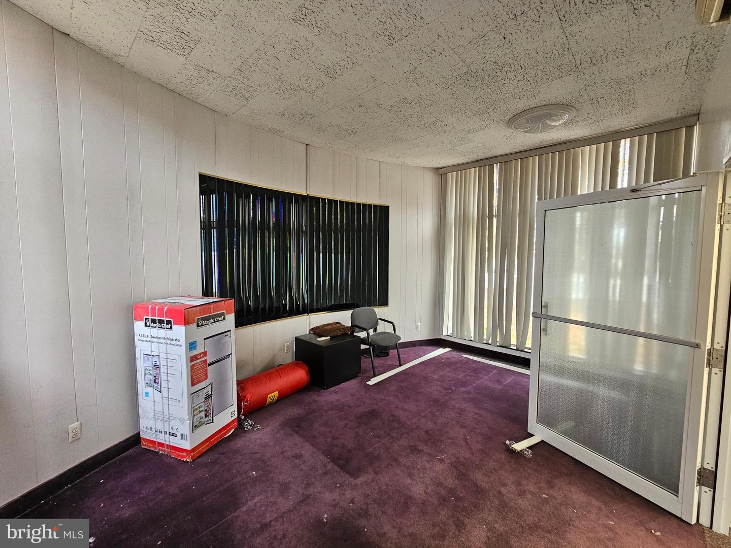 666 Madison Ave Property Photo 28