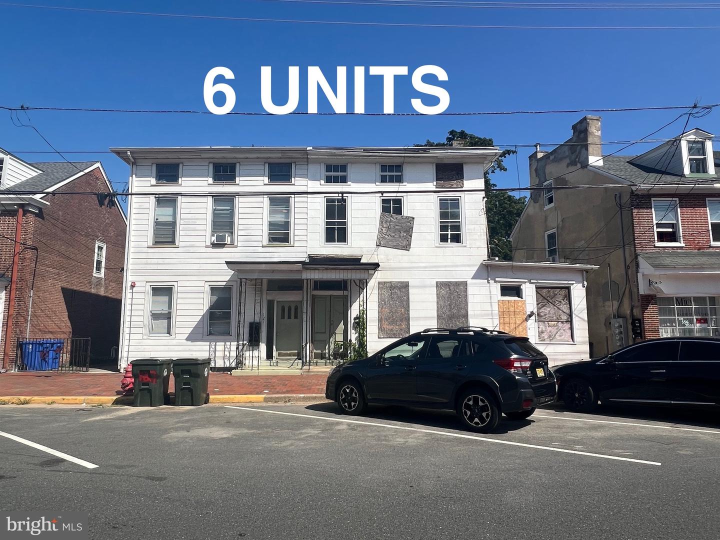 127 E Broad St Property Photo 1