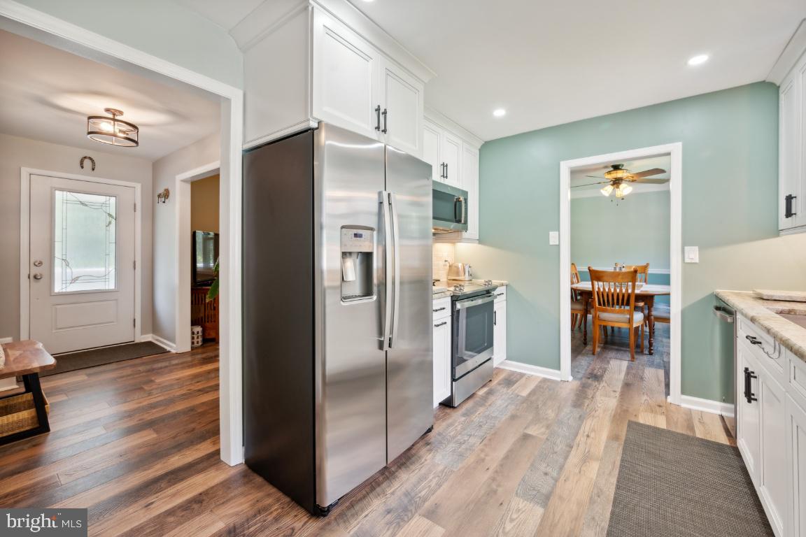 3 Canal St Property Photo 5