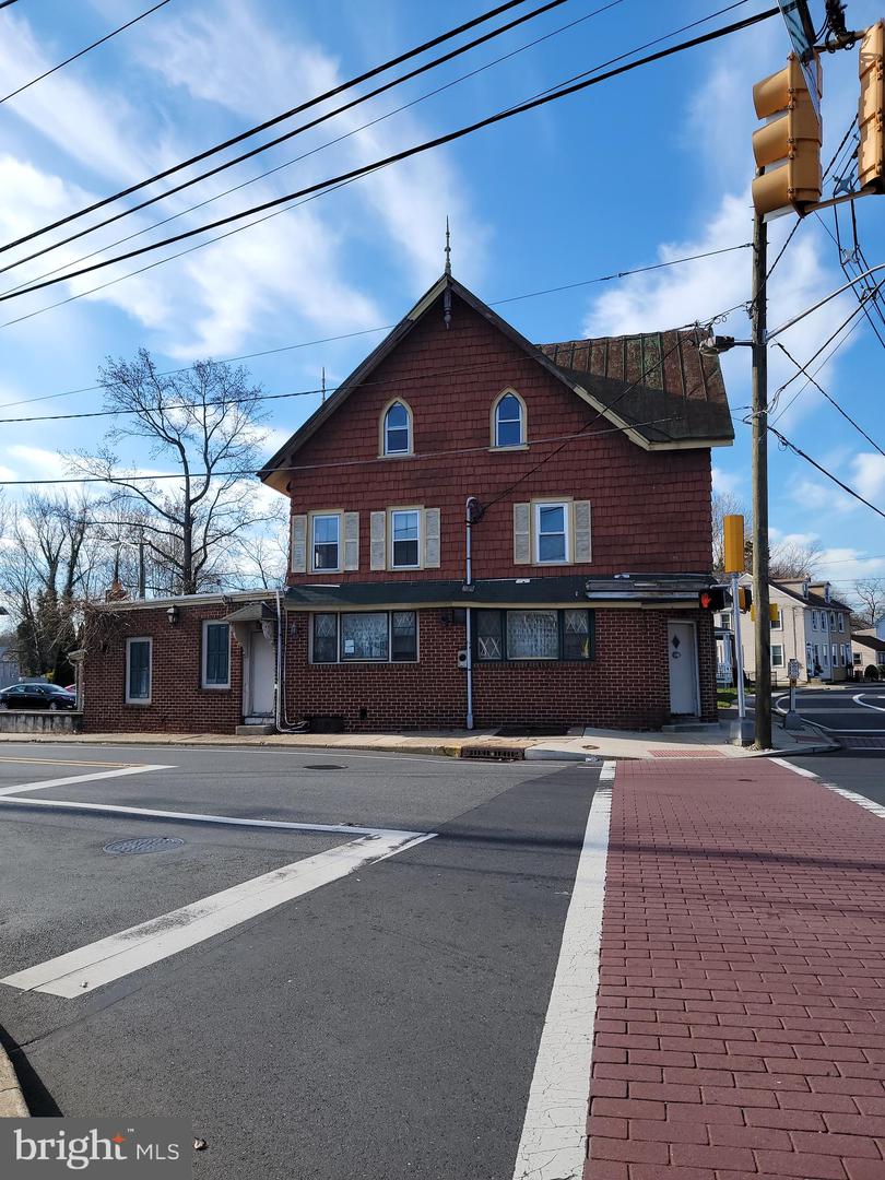100 Rancocas Rd Property Photo 11