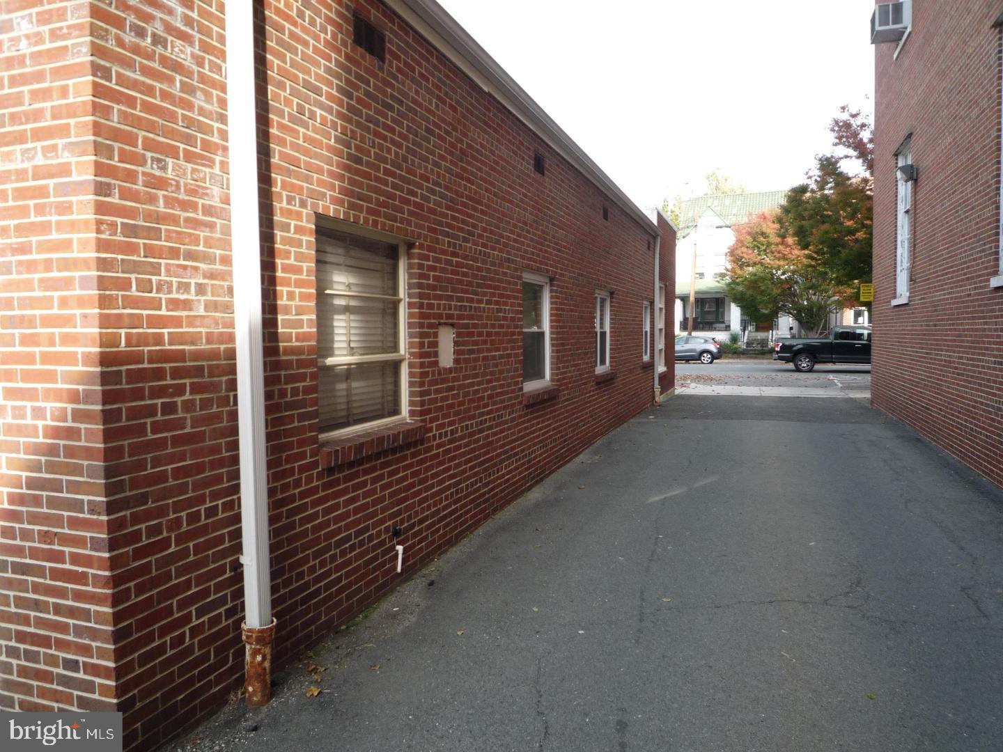 442 High St Property Photo 10