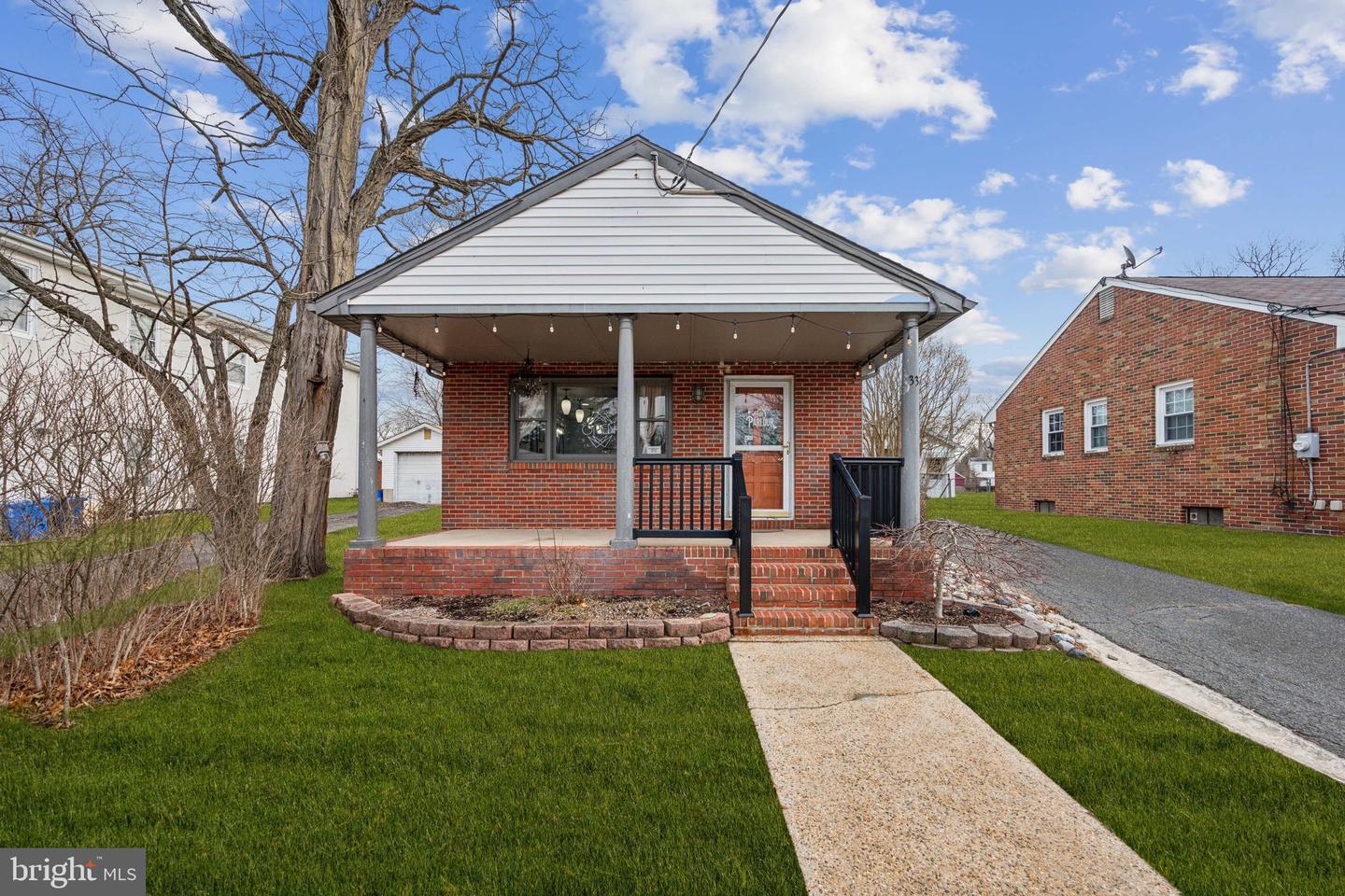 33 Plum Property Photo 1