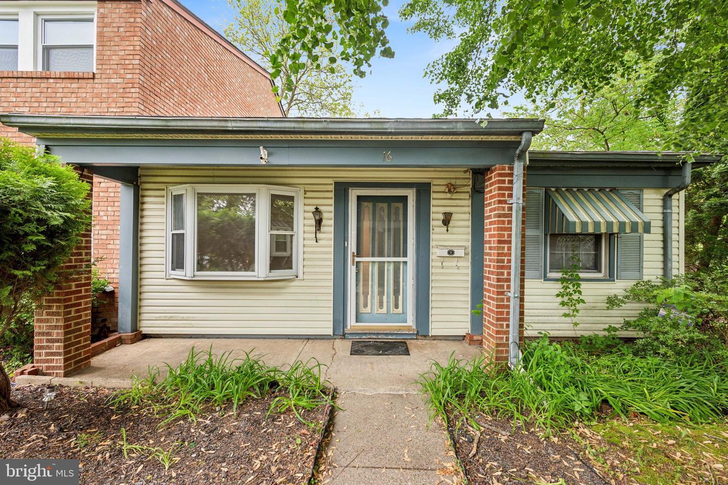 16 Randolph Pl Property Photo 1