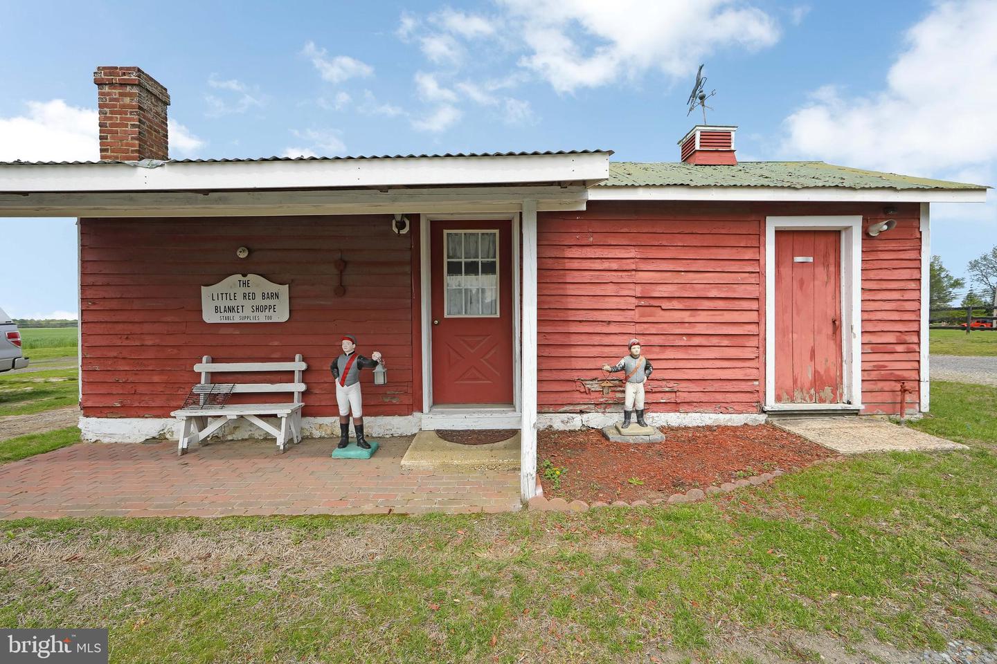 111 Newbolds Corner Rd Property Photo 16