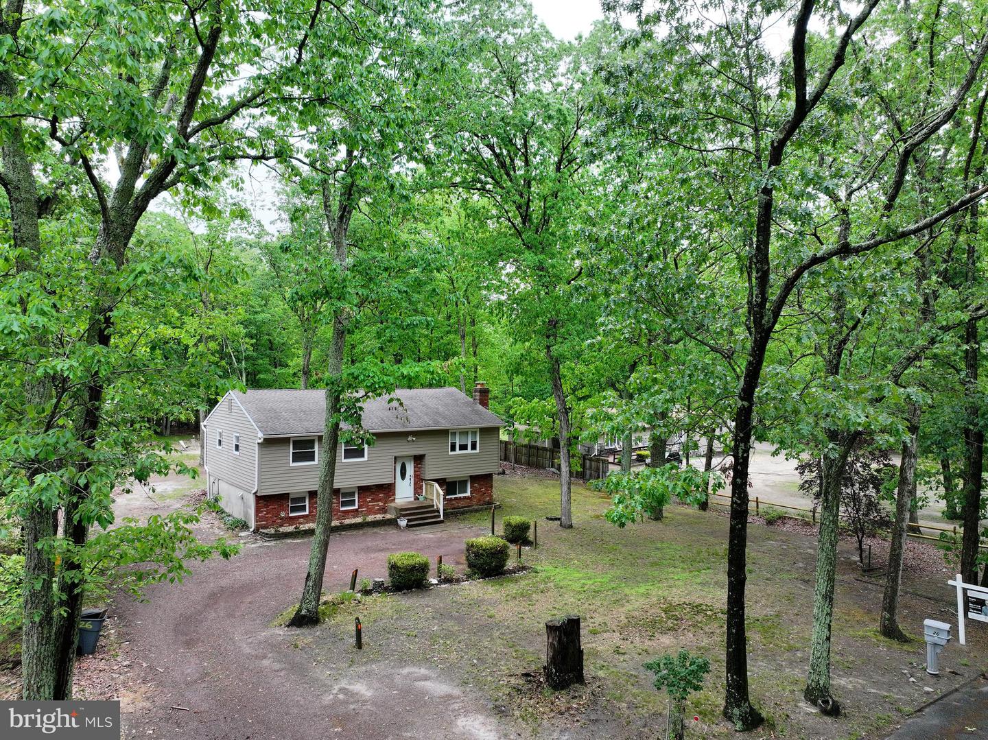 26 Woodside Dr Property Photo 1