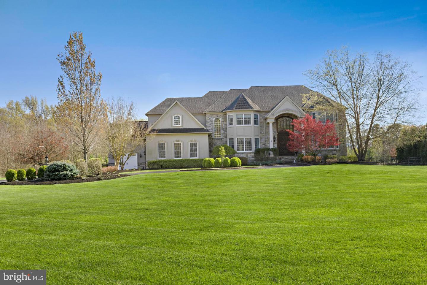 9 Cloverdale Ct Property Photo 1
