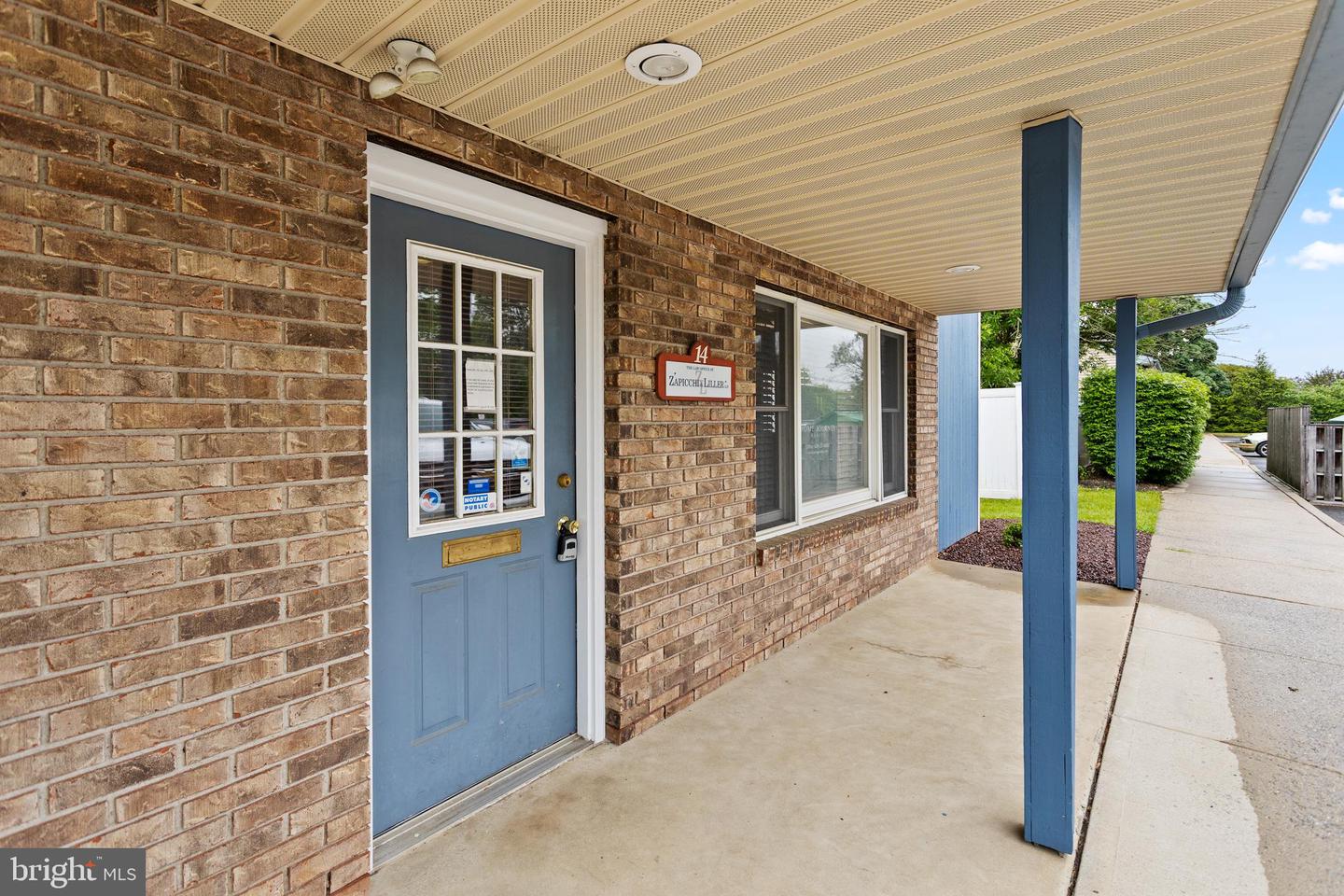 231 Crosswicks Rd Property Photo 3
