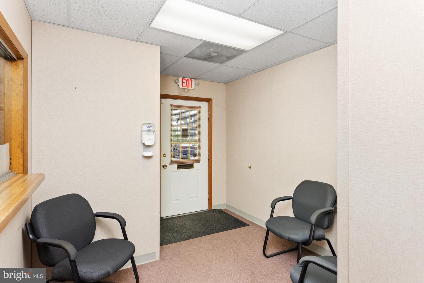 231 Crosswicks Rd Property Photo 4
