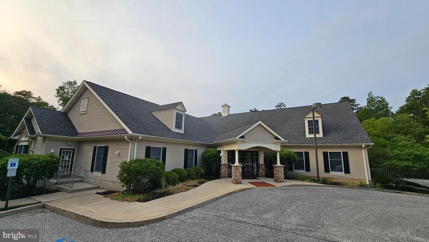 135 Jackson #b Property Photo 13