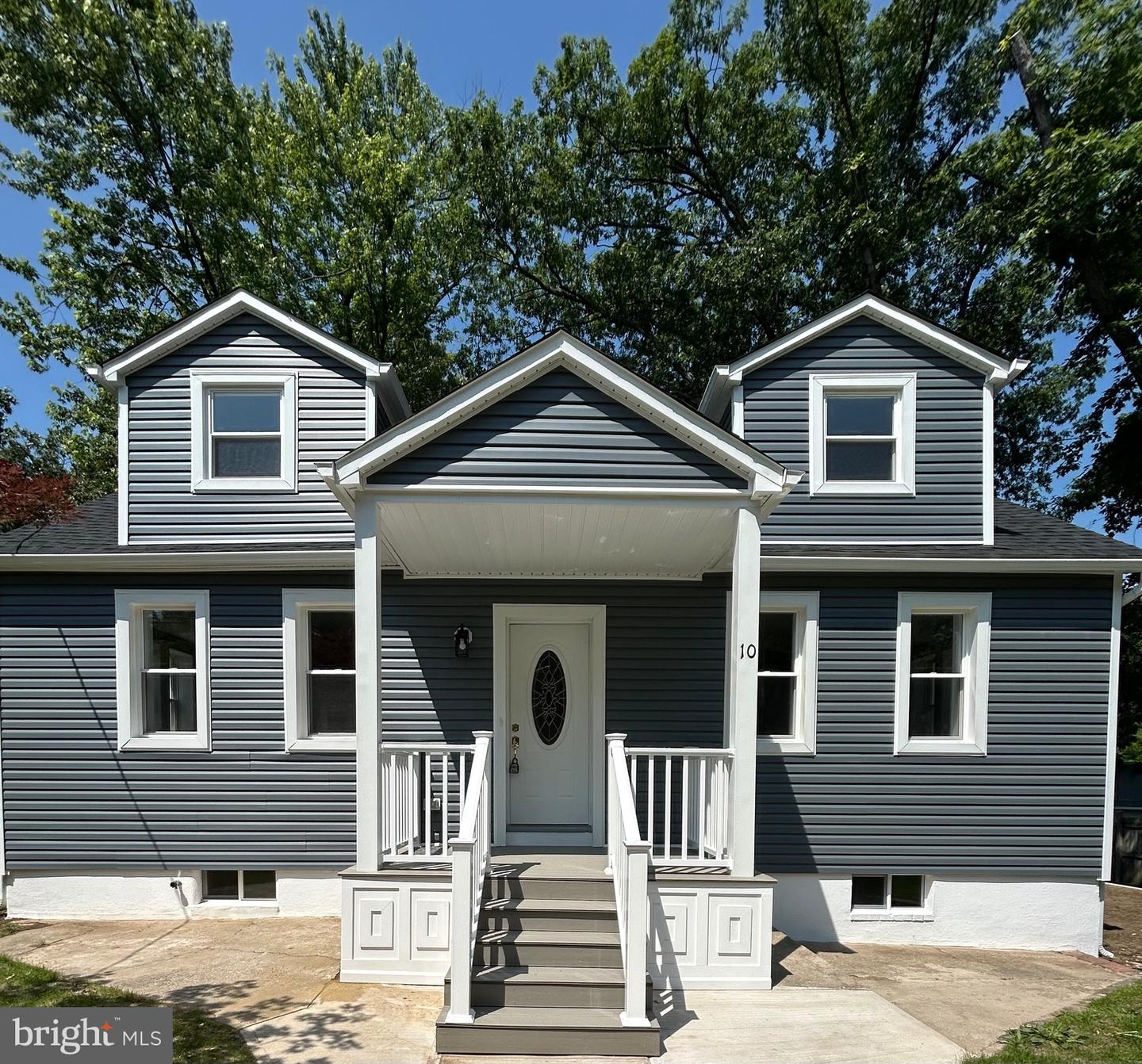 10 Delaware Ave Property Photo 1