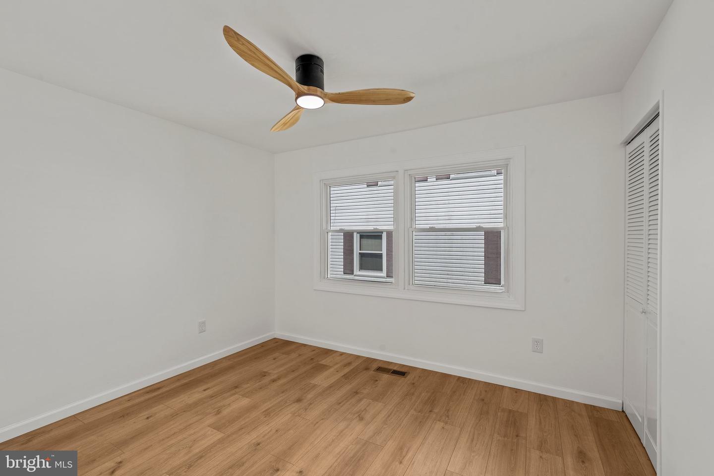 29 Hinsdale Ln Property Photo 19