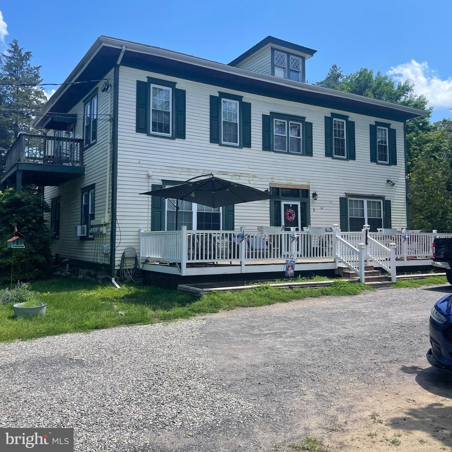 509 Lumberton Rd Property Photo 1