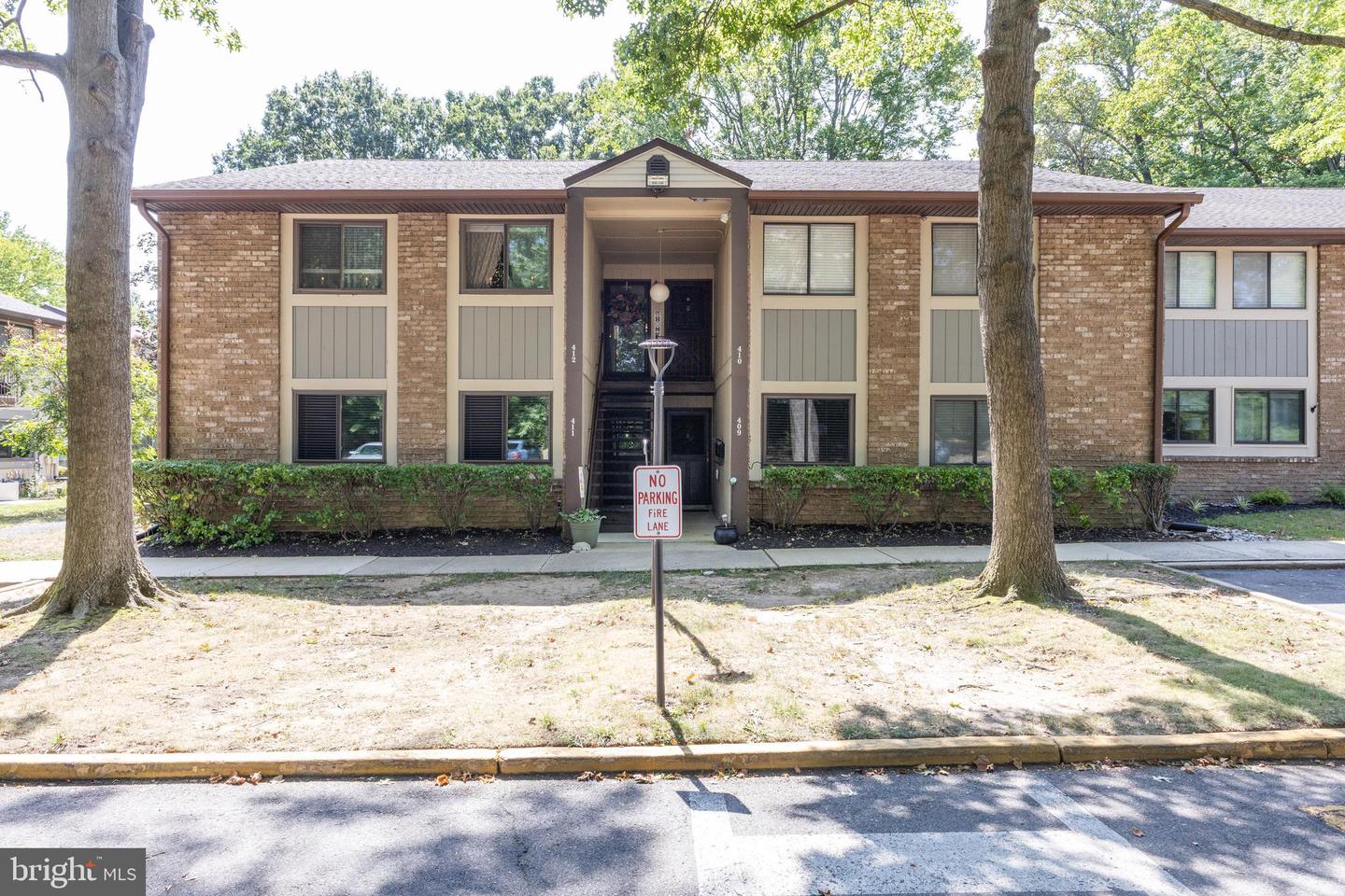 115 E Kings Hwy #410 Property Photo 1