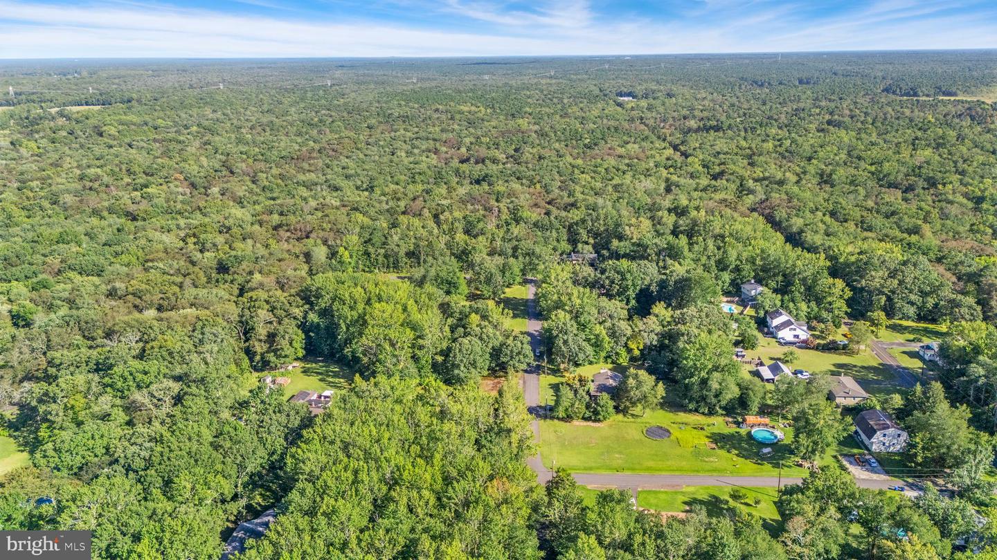 8 W Raymond Ave Property Photo 2