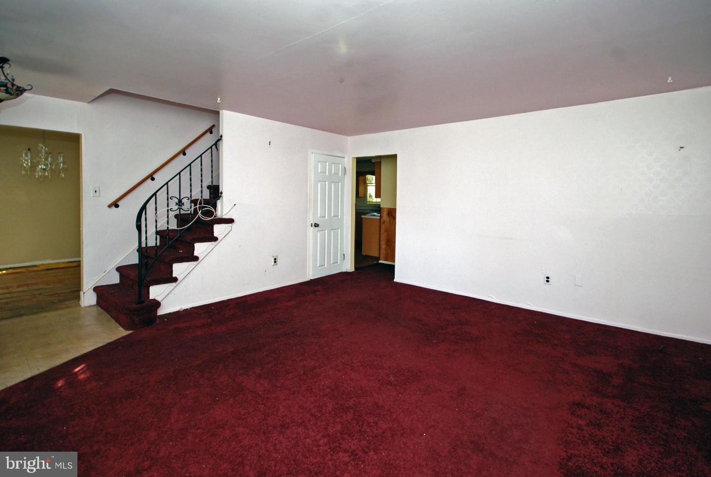 11 Wellington Pl Property Photo 5