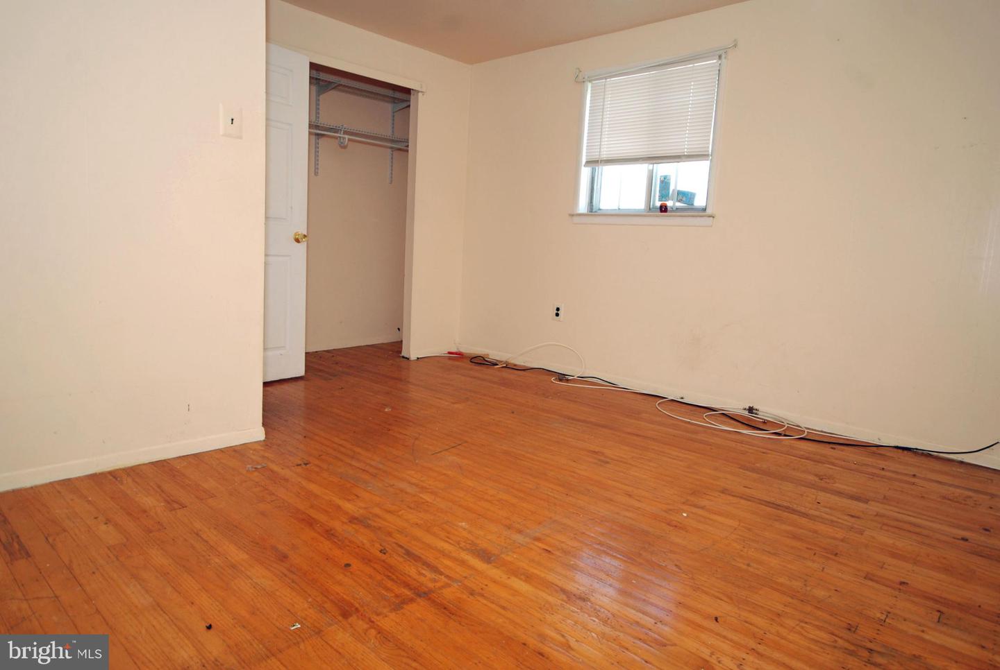 11 Wellington Pl Property Photo 19