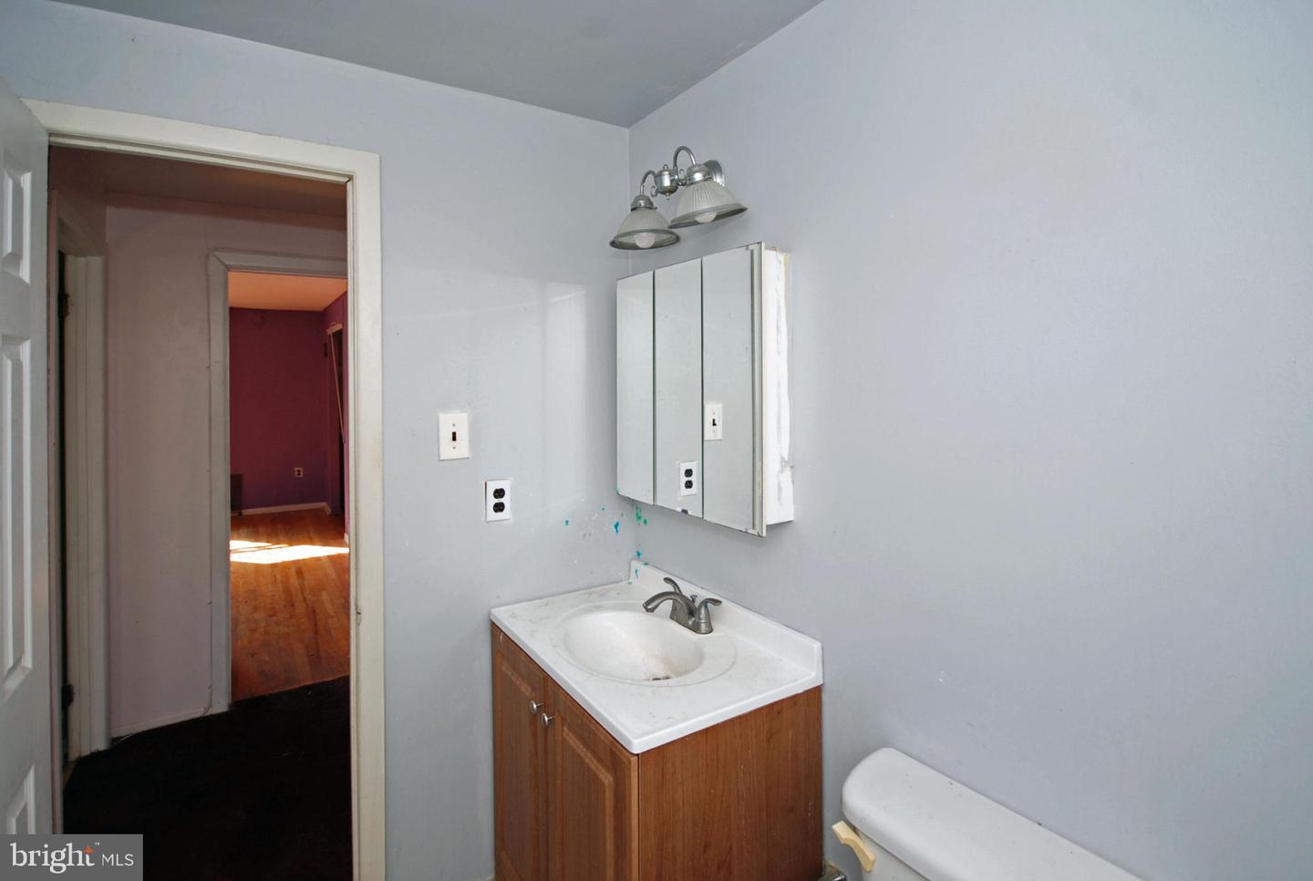 11 Wellington Pl Property Photo 25