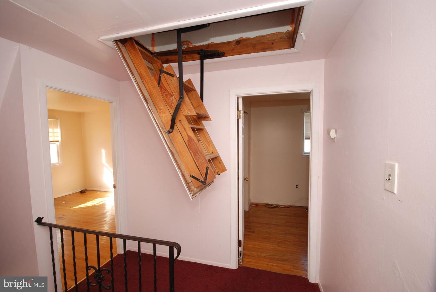 11 Wellington Pl Property Photo 26
