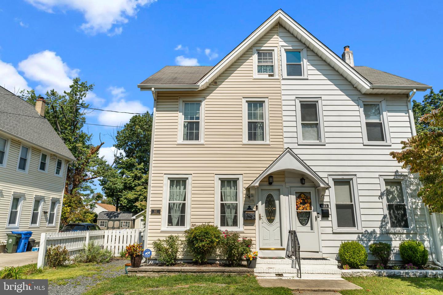 611 Cinnaminson St Property Photo 1