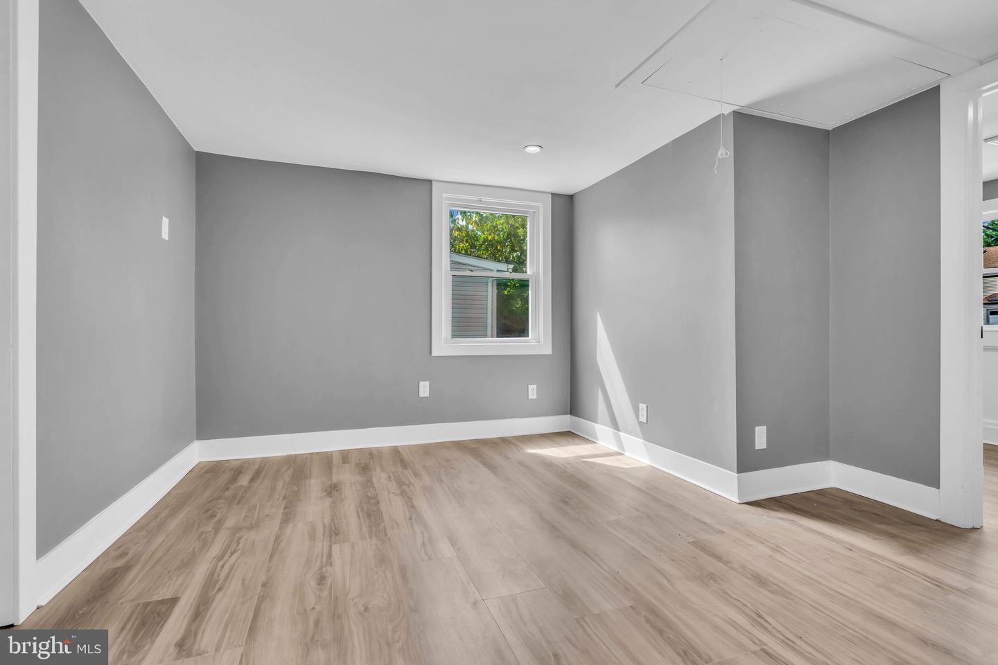 14 Melbourne Ln Property Photo 14