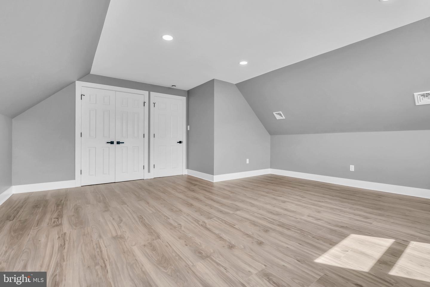 14 Melbourne Ln Property Photo 23