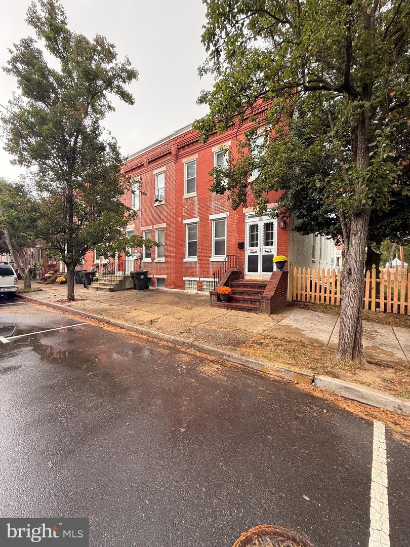 367 Barclay St Property Photo 1