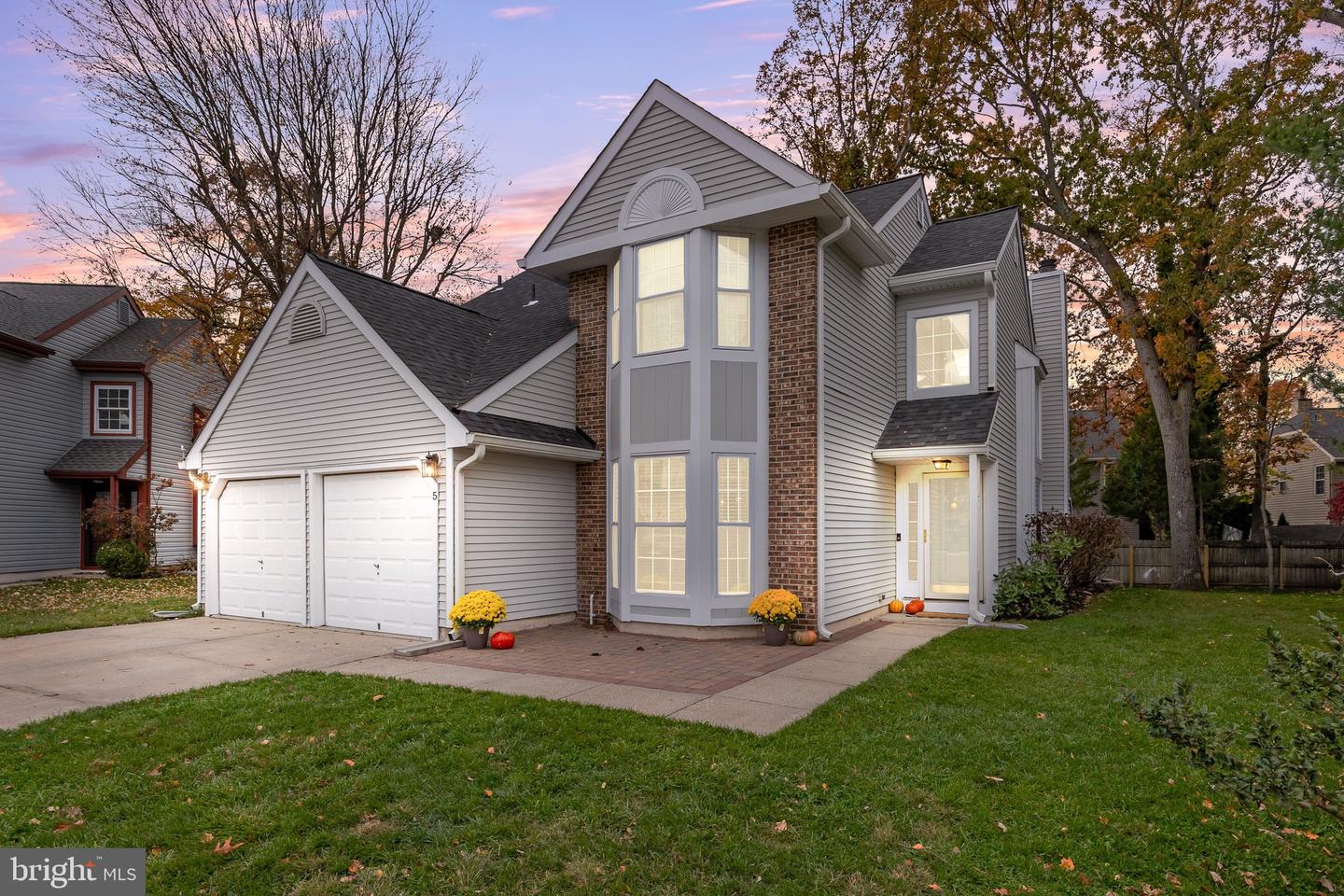 5 Hampton Ct Property Photo 1