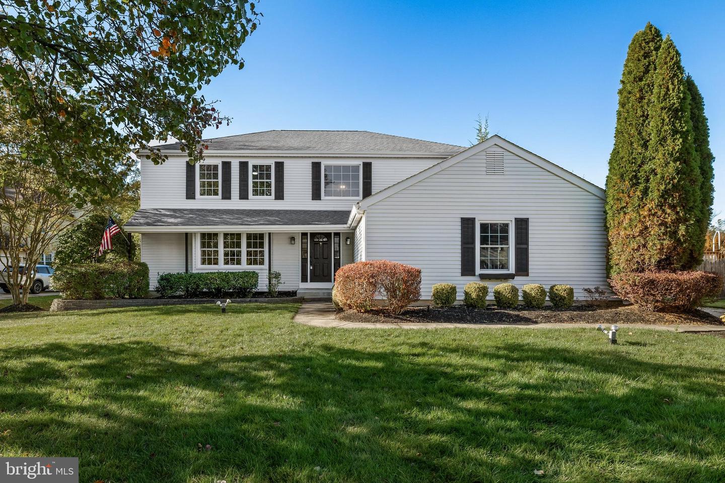 5 E Coach Ln Property Photo 1