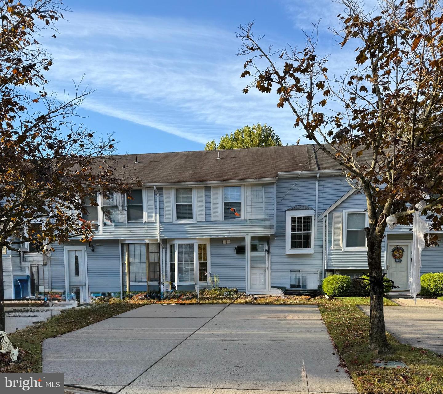 4 Steinway Ct Property Photo 1