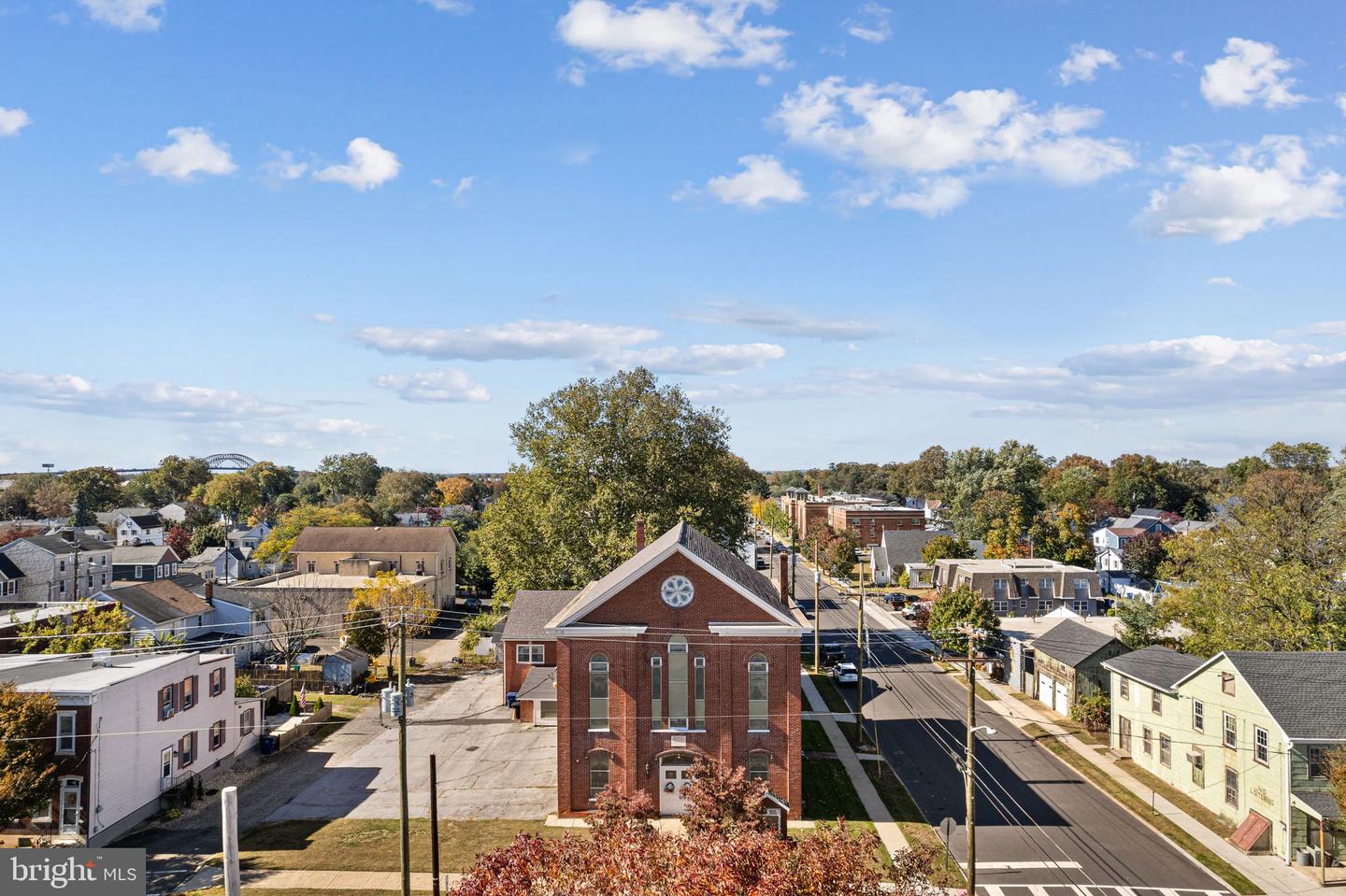 201 Broad St Property Photo 1