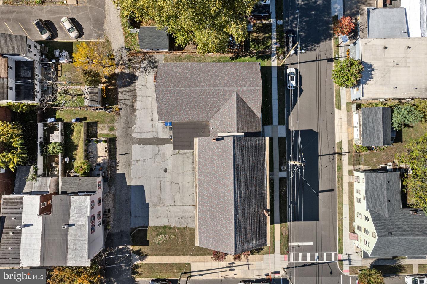 201 Broad St Property Photo 6