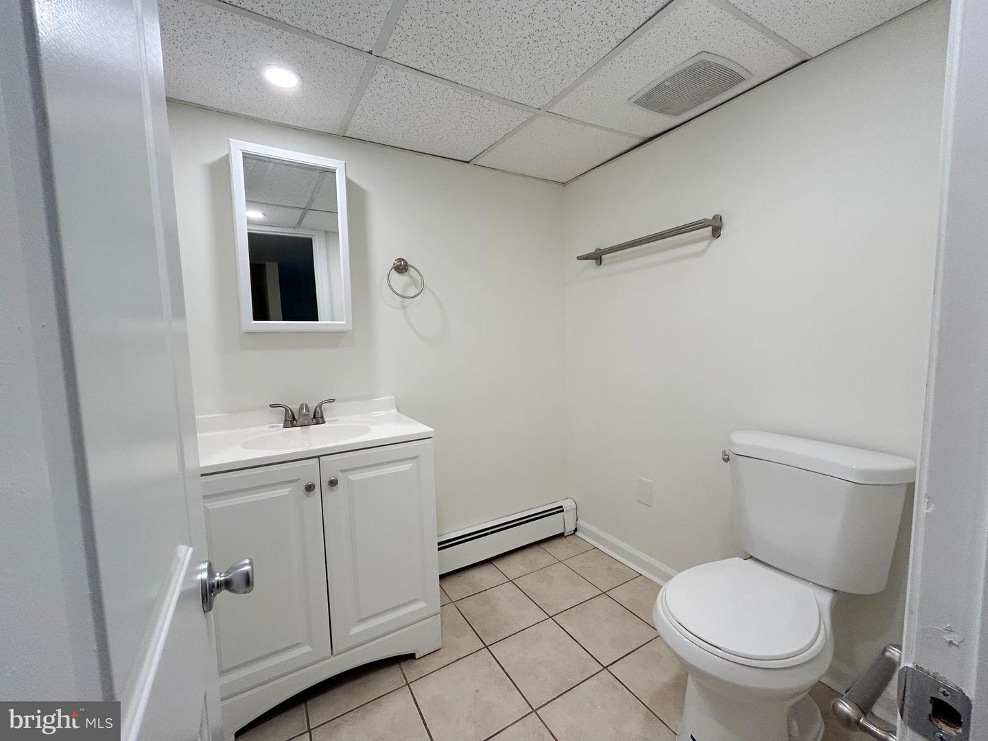 213 Oak Ln Property Photo 34