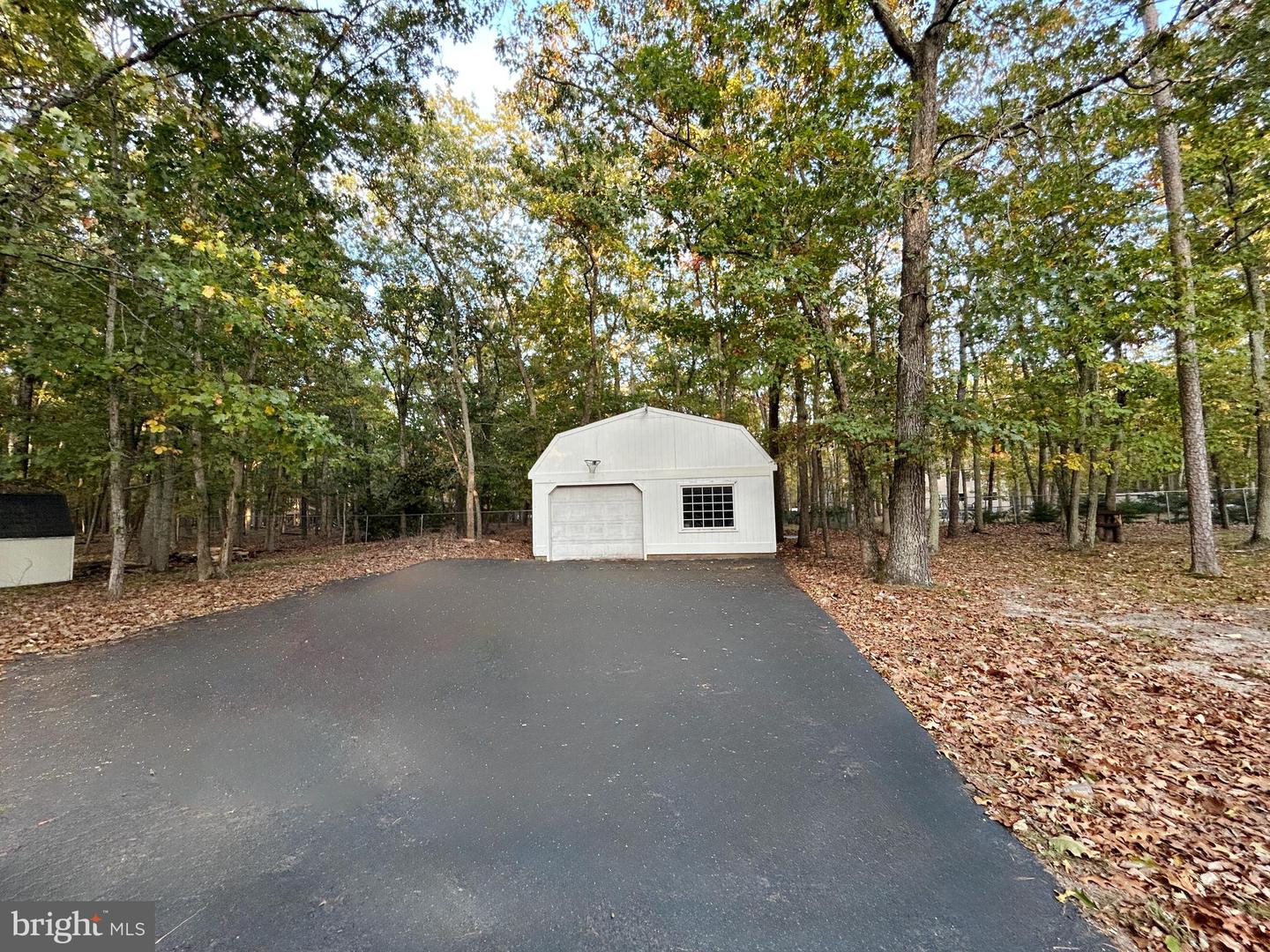 213 Oak Ln Property Photo 45