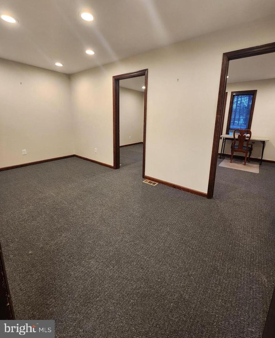 180 Tuckerton Rd #8 Property Photo 5
