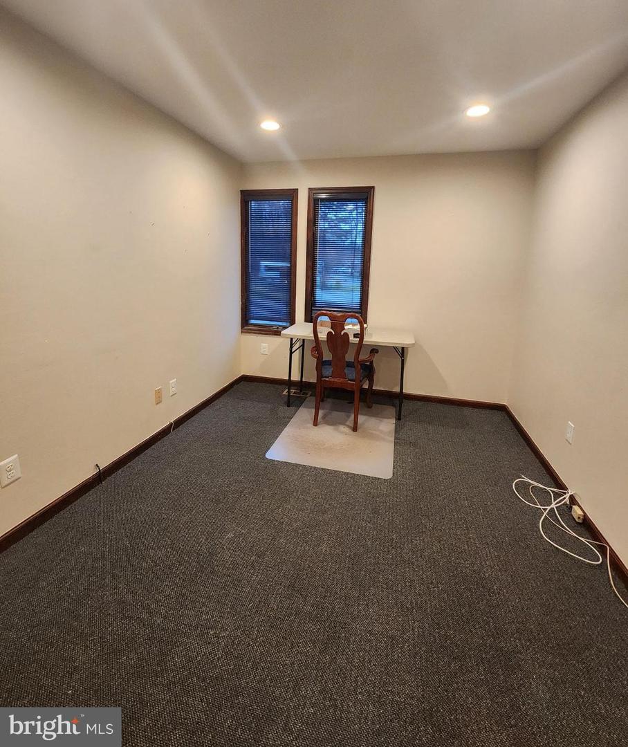 180 Tuckerton Rd #8 Property Photo 6