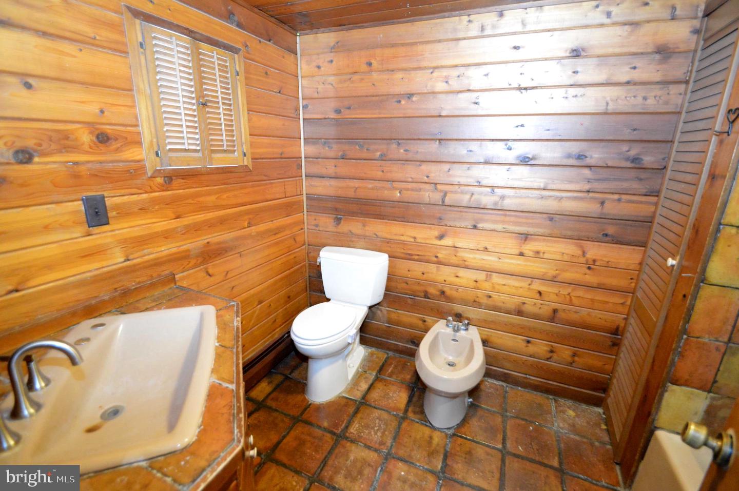 105 Thompson St Property Photo 11