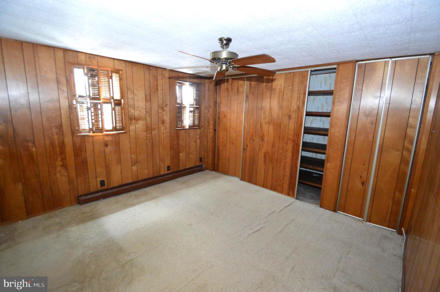 105 Thompson St Property Photo 13