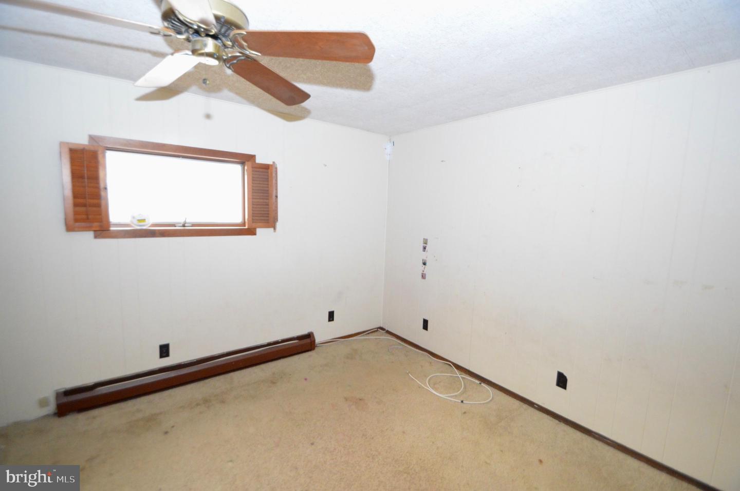 105 Thompson St Property Photo 15