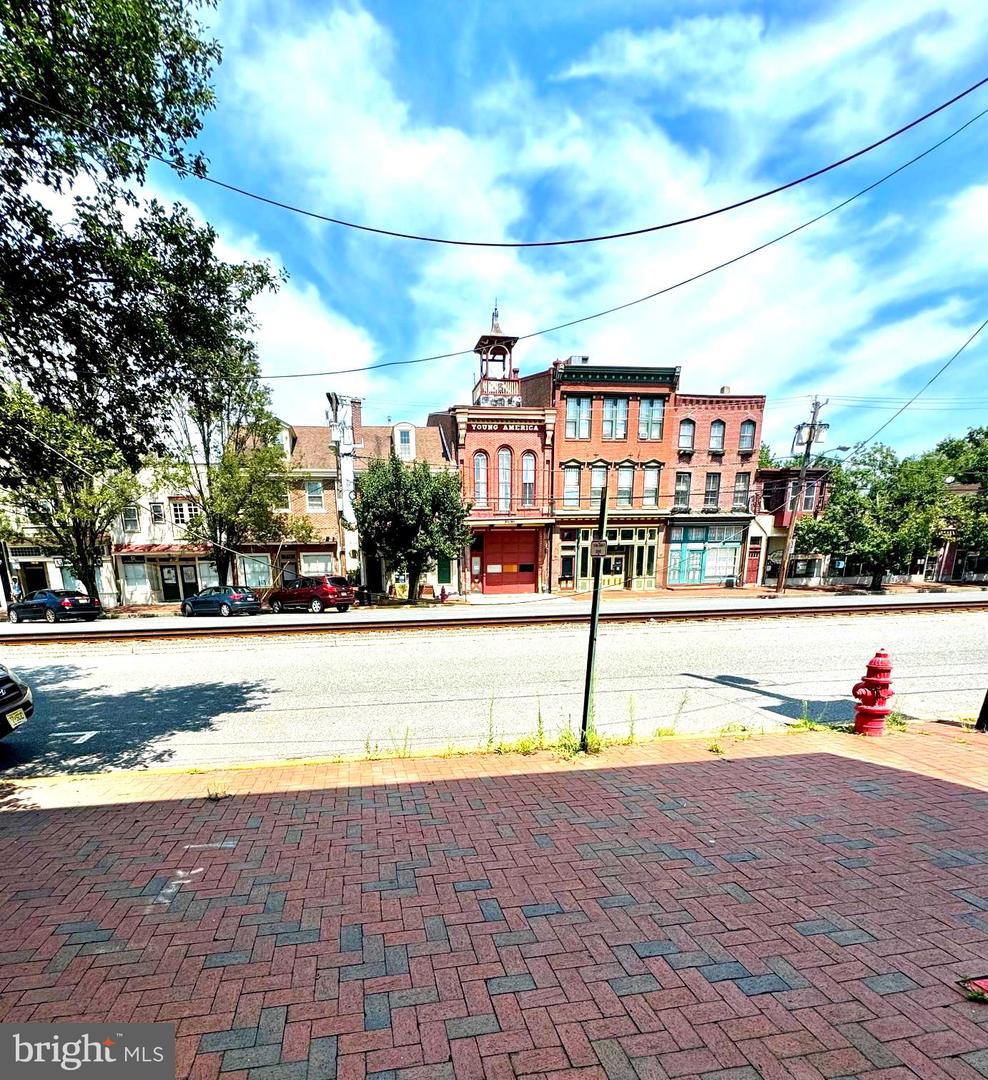 20-22 E Broad St Property Photo 11