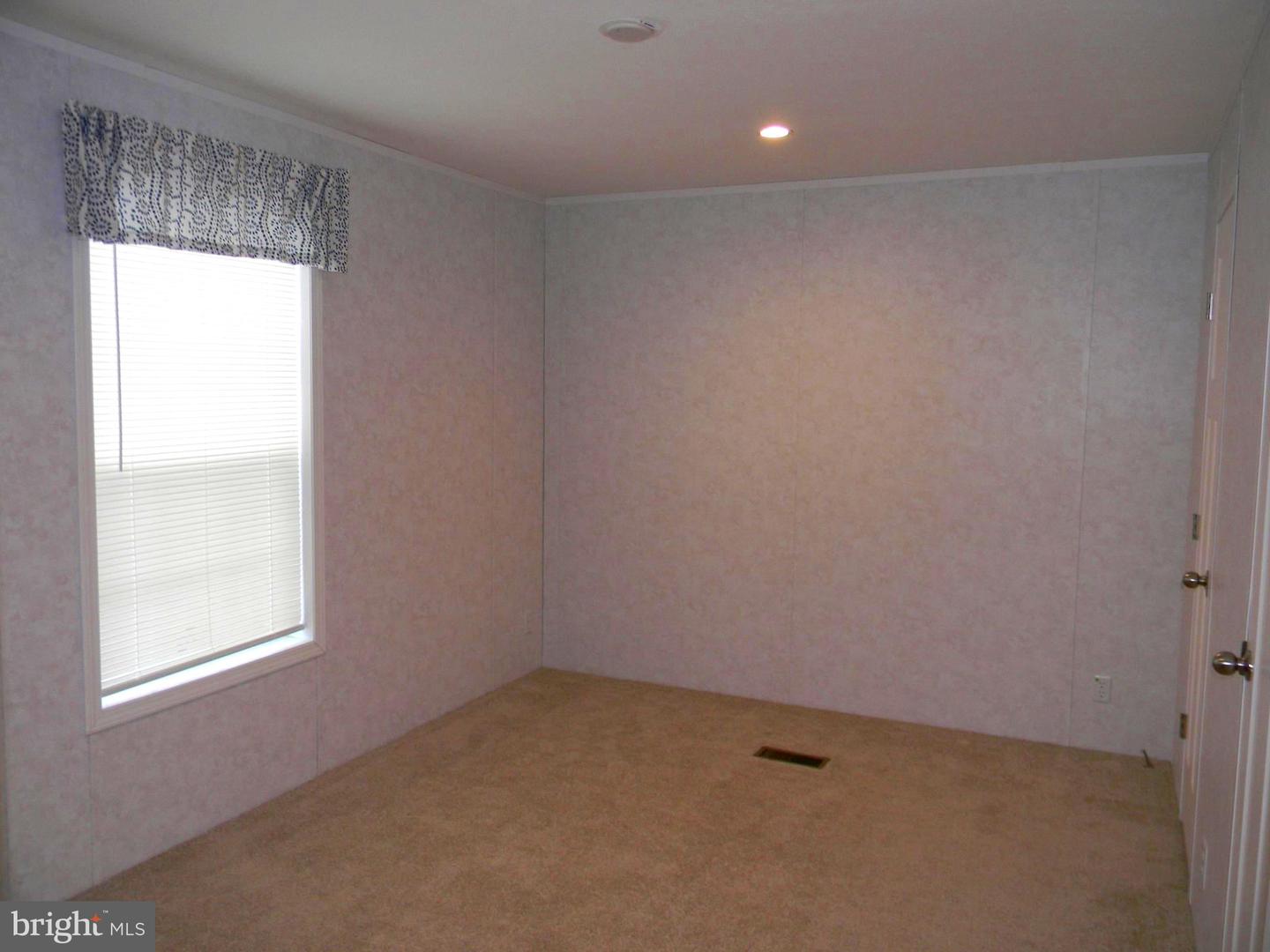 83 Holly Ct Property Photo 14