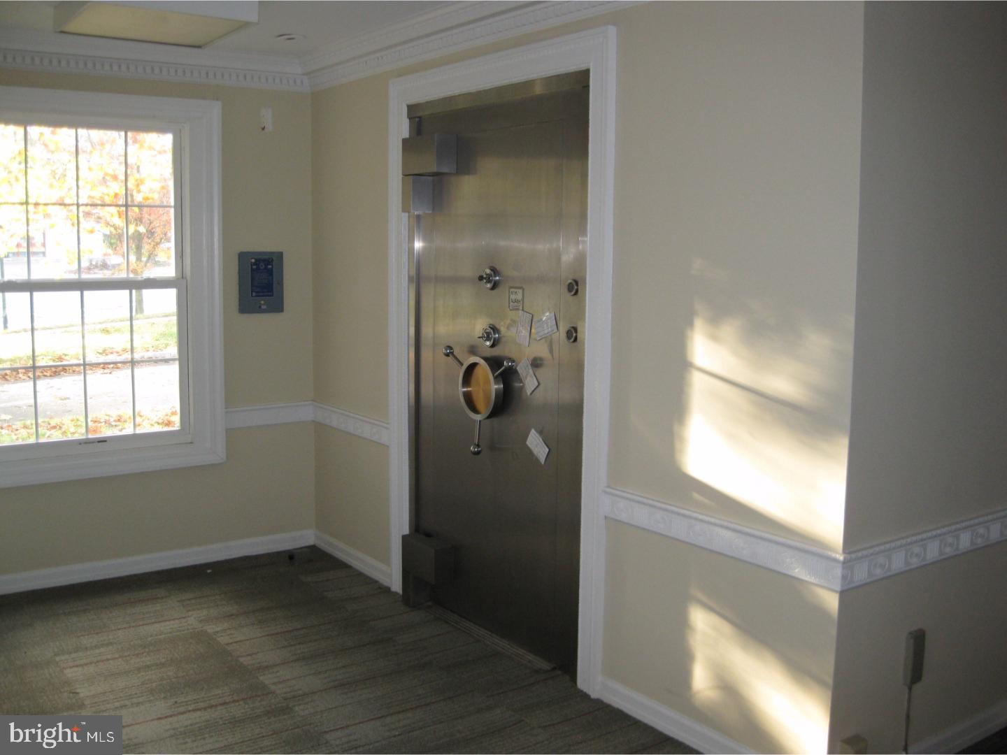 1 Clubhouse Rd Property Photo 8