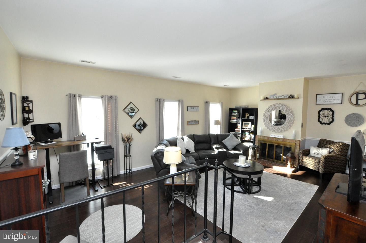 19 Blackhawk Ct Property Photo 2