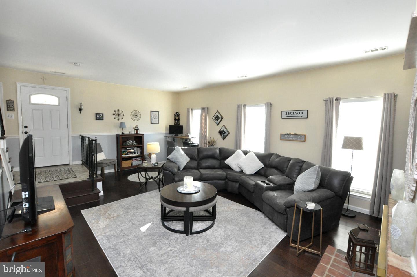 19 Blackhawk Ct Property Photo 5