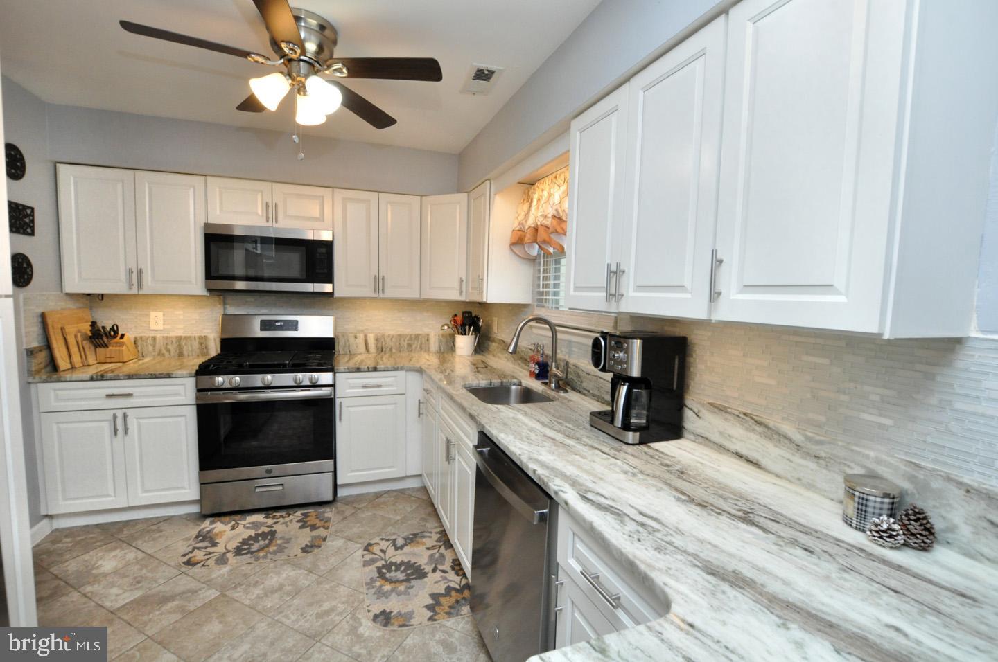 19 Blackhawk Ct Property Photo 11