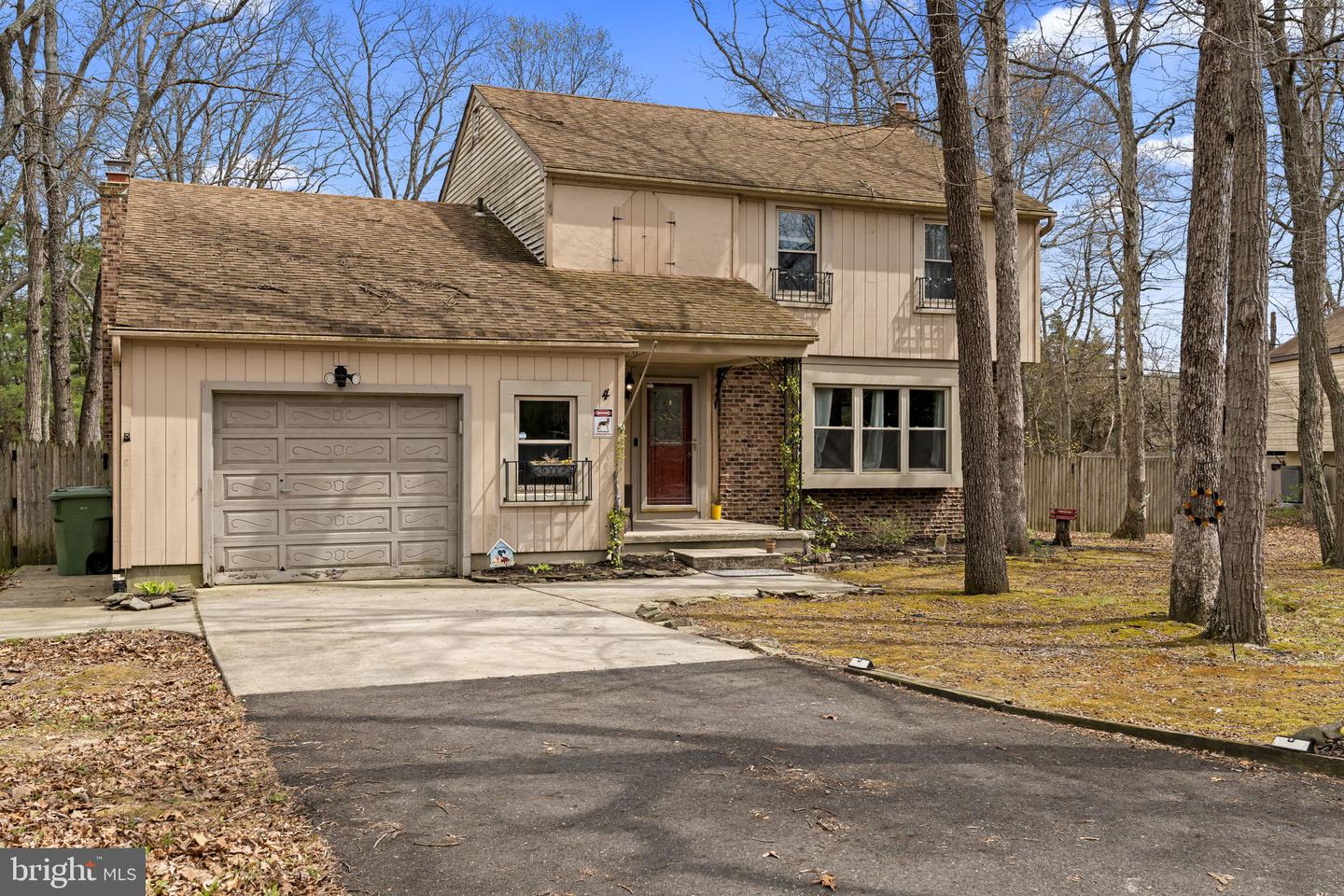 4 Margy Ln Property Photo 5
