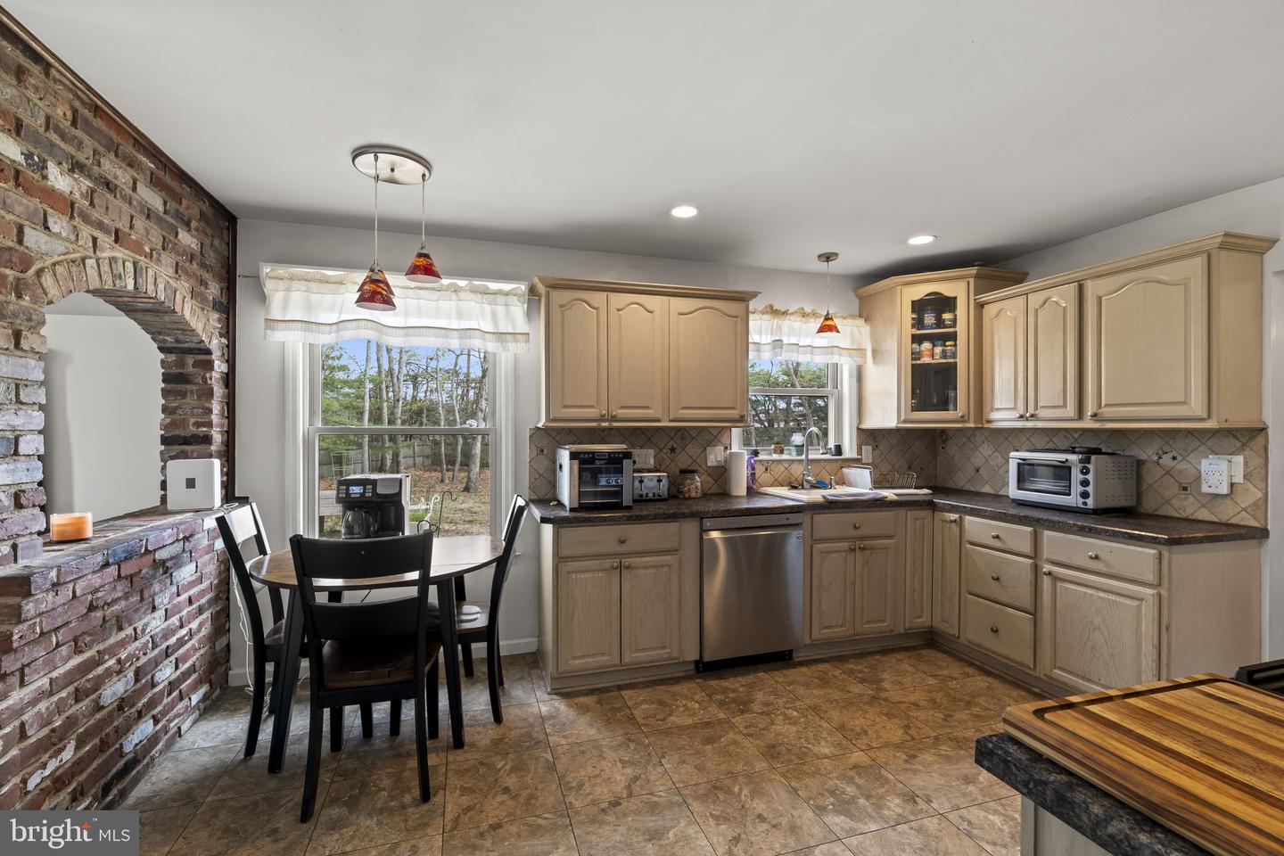 4 Margy Ln Property Photo 15