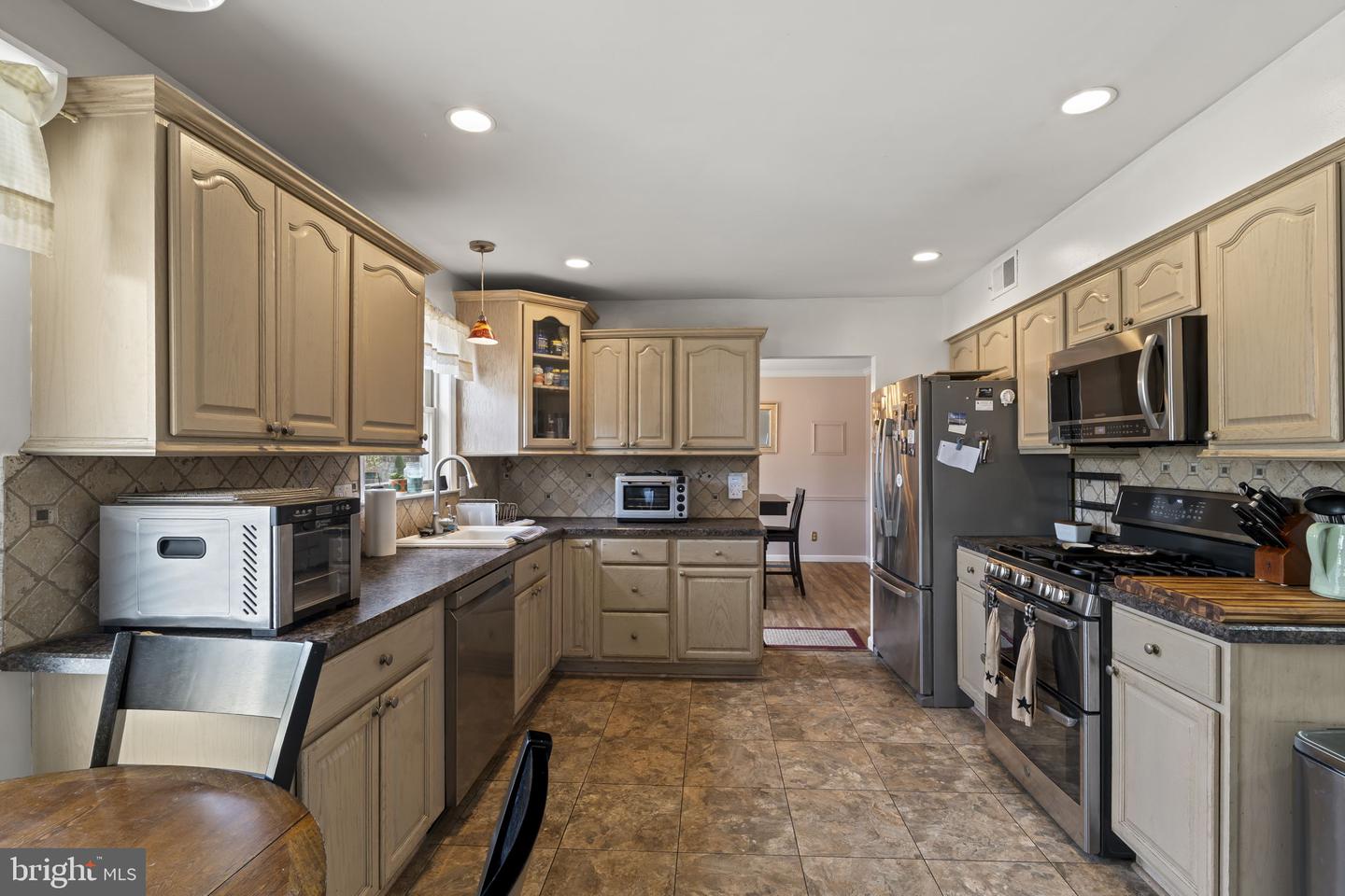 4 Margy Ln Property Photo 16