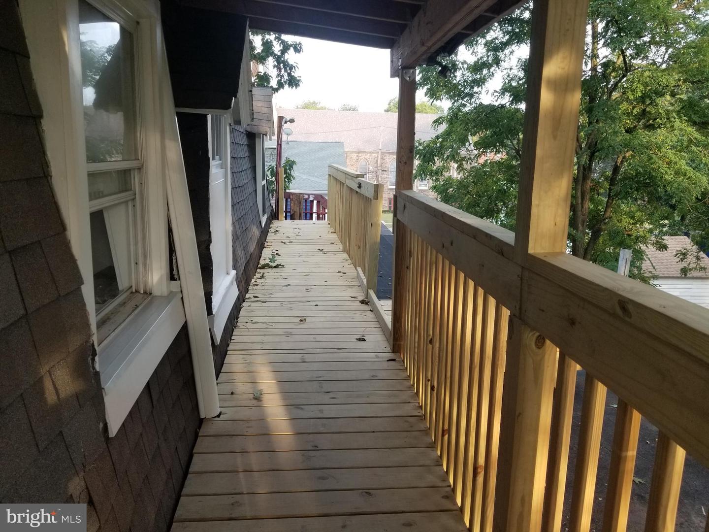 212 Warren St Property Photo 29