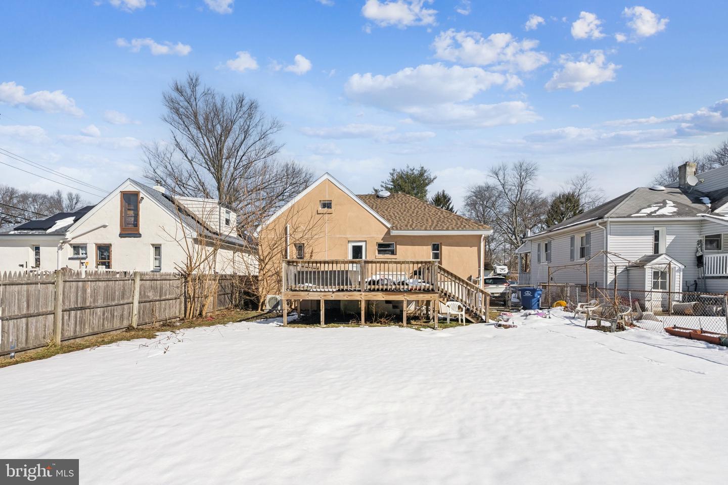 206 S Maple Ave Property Photo 23